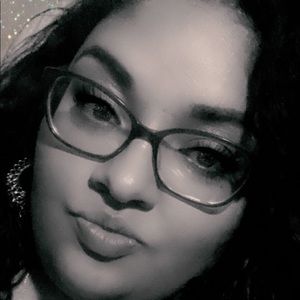 Meet your Posher, Araceli